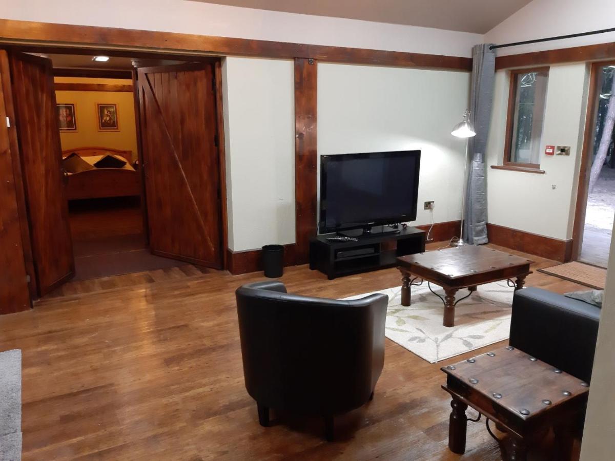 Wyldwood Lodge ชีเดิล ภายนอก รูปภาพ