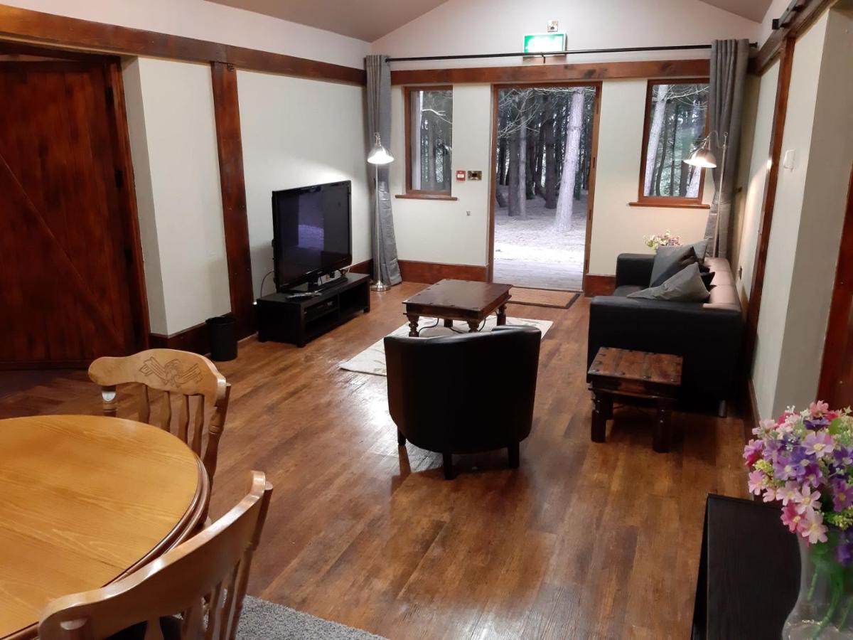 Wyldwood Lodge ชีเดิล ภายนอก รูปภาพ